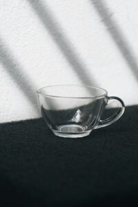Tips Agar Ampas Kopi Tubruk Cepat Turun ke Dasar Gelas