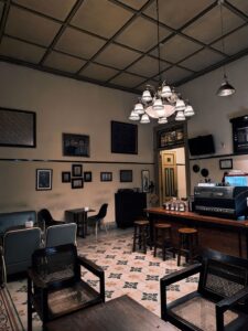 Jejak Warung Kopi Tertua di Jakarta Sejak Era Batavia